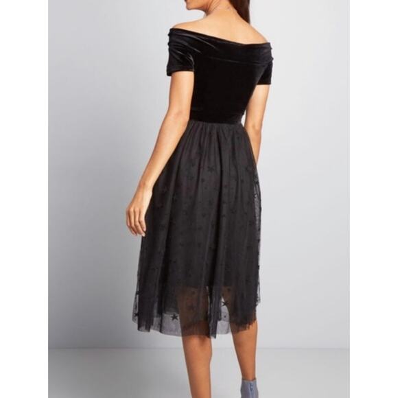 ModCloth Uplifting Aura Velvet & Stars Tulle Party Dress Size XL - Picture 2 of 10
